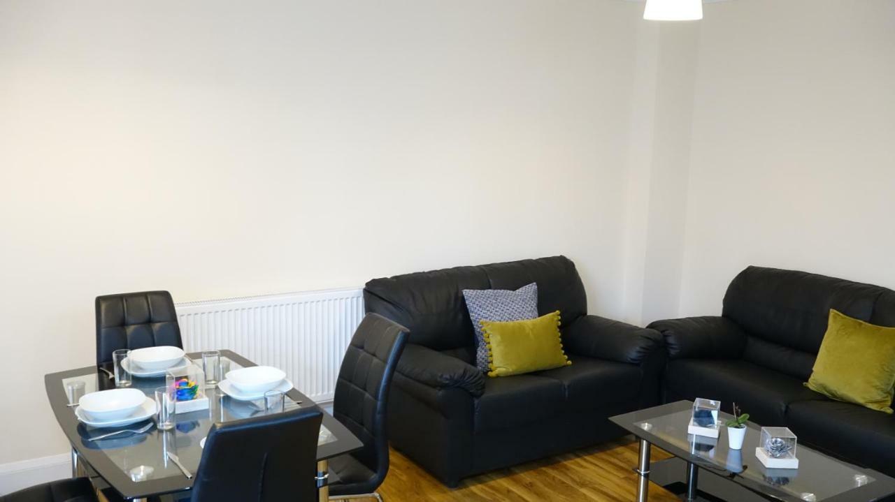 Heathrow Ensuite Rooms- Auto Check In London Ngoại thất bức ảnh