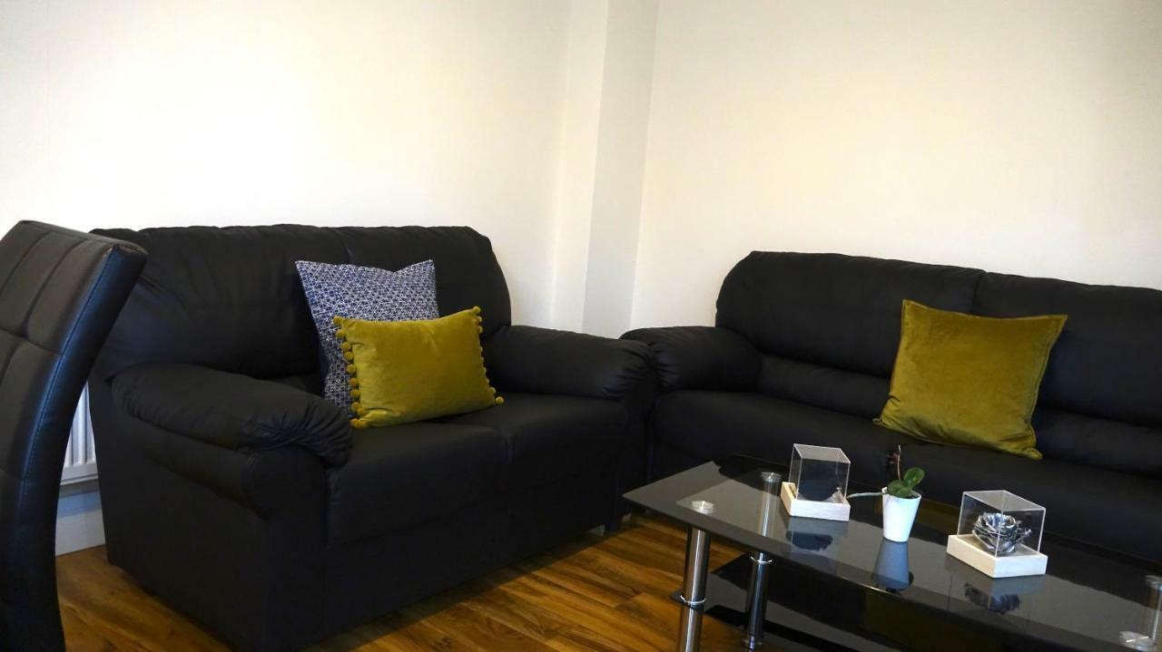 Heathrow Ensuite Rooms- Auto Check In London Ngoại thất bức ảnh